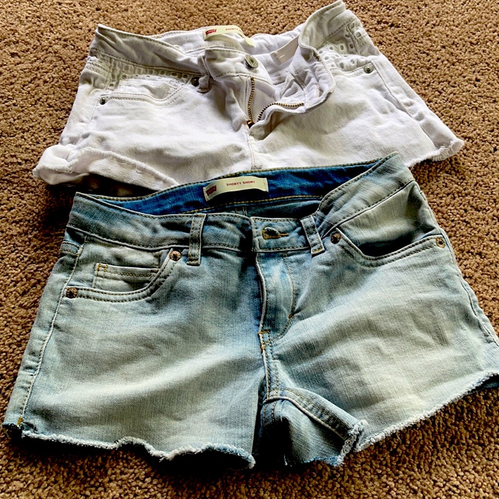 Girls Levi shorty short bundle! Like new!